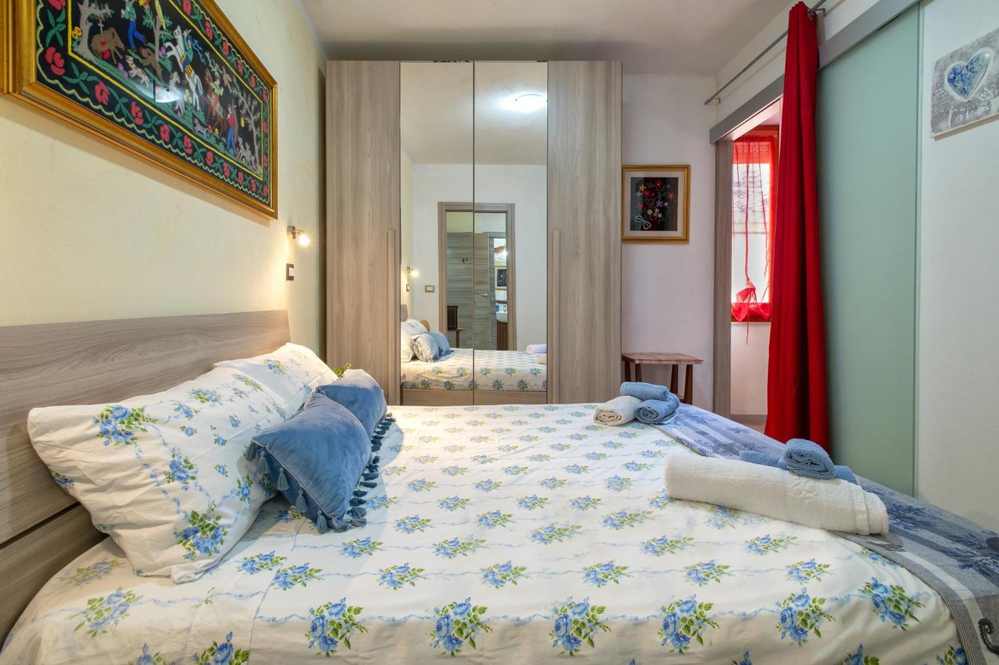 Relax House And Fitness 9 Apartment Villanova Monteleone Екстериор снимка